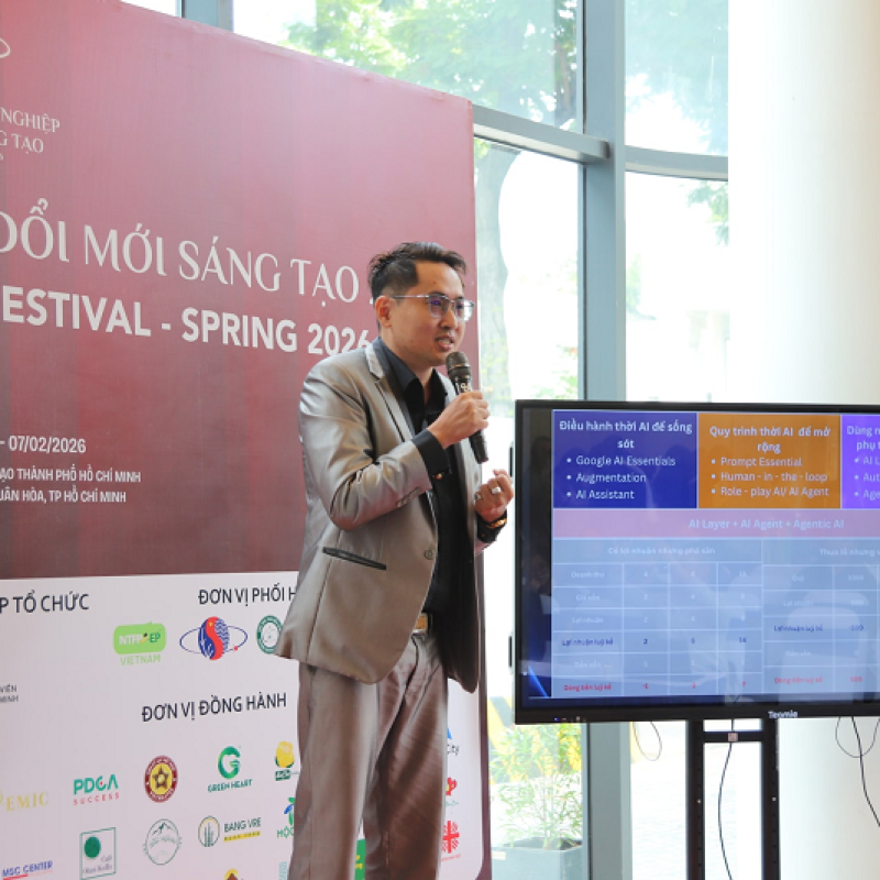 AI 2026: Từ công cụ rời rạc đến kiến trúc hệ thống sản xuất tự trị