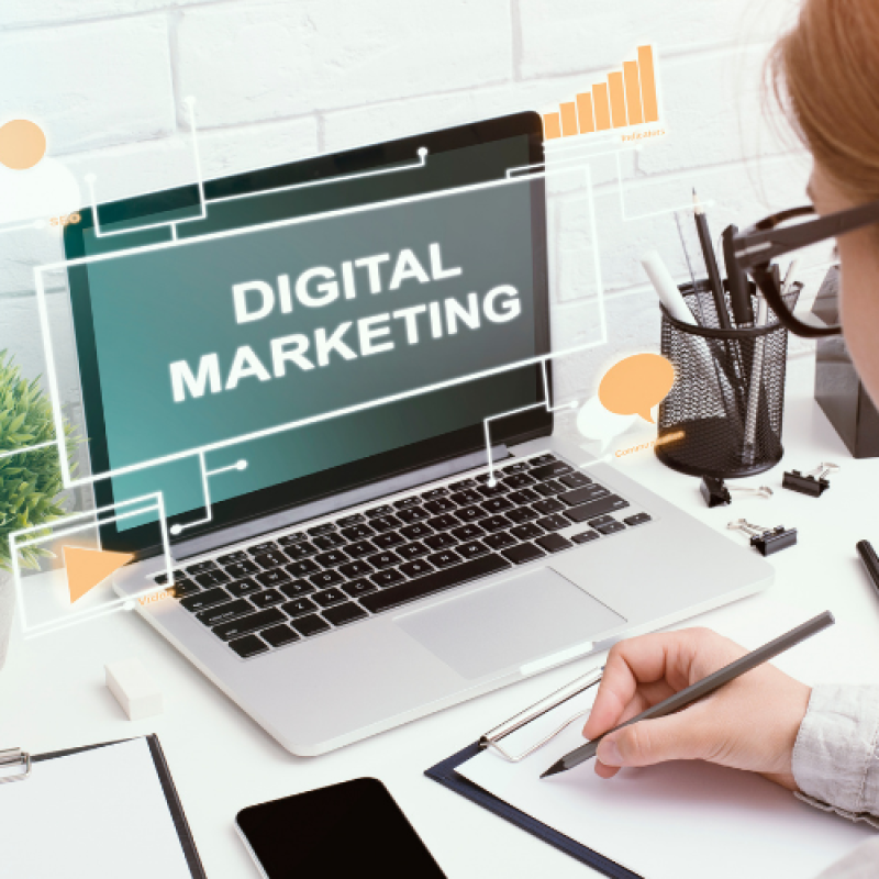 Marketing số và xây dựng thương hiệu: vũ khí cạnh tranh của startup du lịch