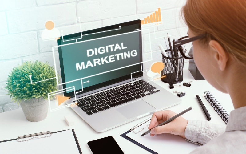 Marketing số và xây dựng thương hiệu: vũ khí cạnh tranh của startup du lịch