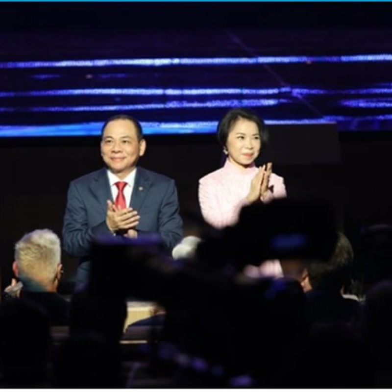 Chân dung vị tỷ phú bên cạnh ông Phạm Nhật Vượng vừa giữ chức Chủ tịch startup vốn điều lệ hàng tỷ đô